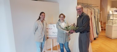 Kathrin Pletz (Orchidee employee), Juliana Funk (Orchidee owner) and Reinhard Northoff (City.Initivative.Beckum e. V.)