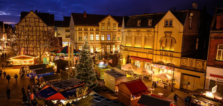 Blick von oben auf den Beckumer Weihnachtsmarkt 2019